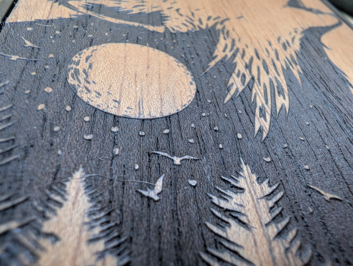 Howling Wolf Moon Silhouette – GR8CASE Wood Phone Case