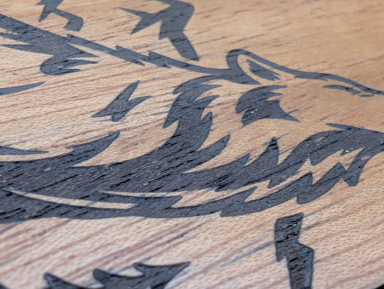 engraved wolf on ridge wood phone case for iphone and samsung
